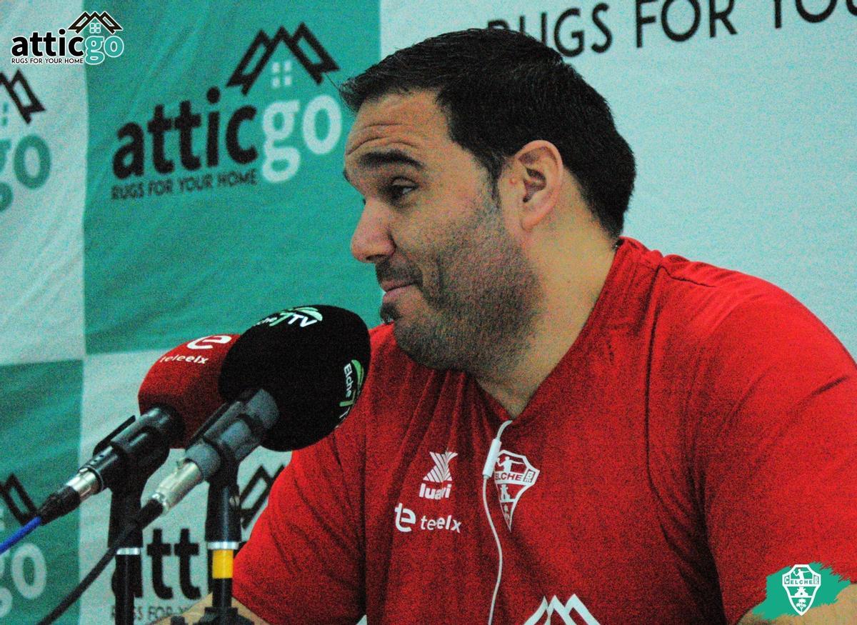 Joaquín Rocamora, entrenador del Atticgo Balonmano Elche