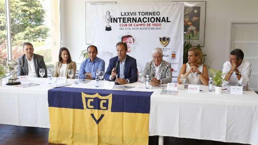 Un momento de la presentación del torneo. // Ricardo Grobas