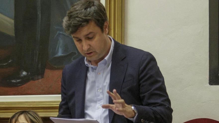 Ciudadanos pide al alcalde que le quite el sueldo a Eduardo García-Ontiveros