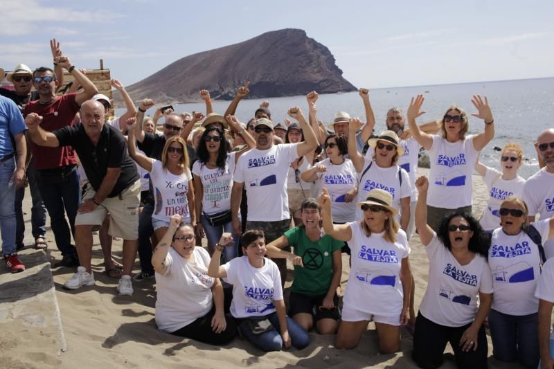 Flashmob en la playa La Tejita