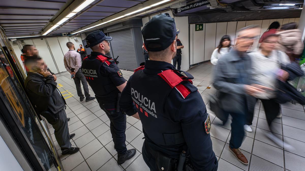 Mil agentes se despliegan en Barcelona, Badalona y LHospitalet en un macrodispositivo contra la multirreincidencia