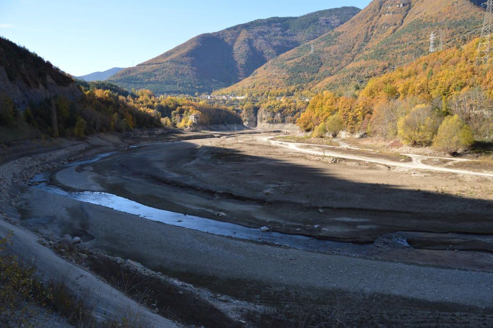 Poca aigua al pantà de la Baells