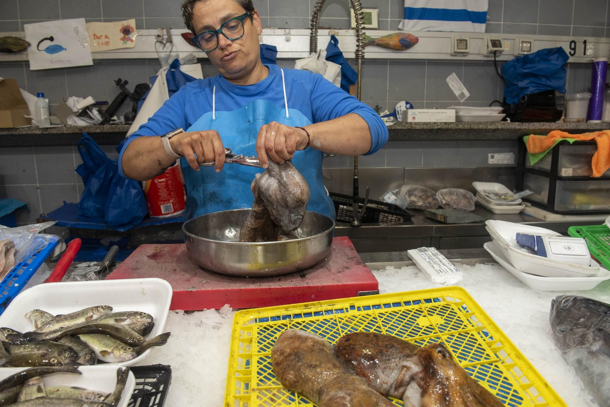 El pulpo gallego vuelve a los mercados de A Coruña tras tres meses de veda
