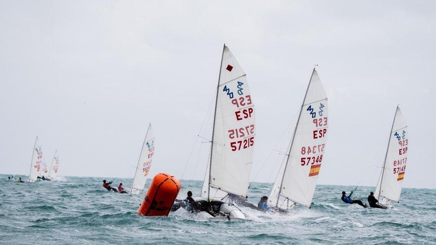 El Real Club de Regatas Alicante acoge la Olympic Week Youth