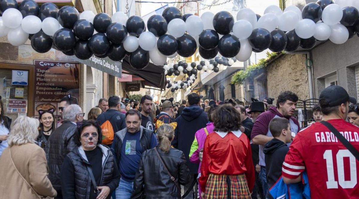 Portonovo se llena de “jatos”