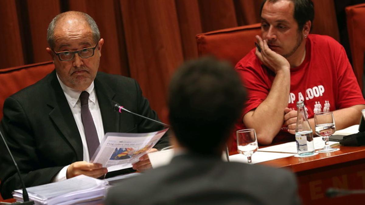 Felip Puig durante la comision de investigación del Parlament.