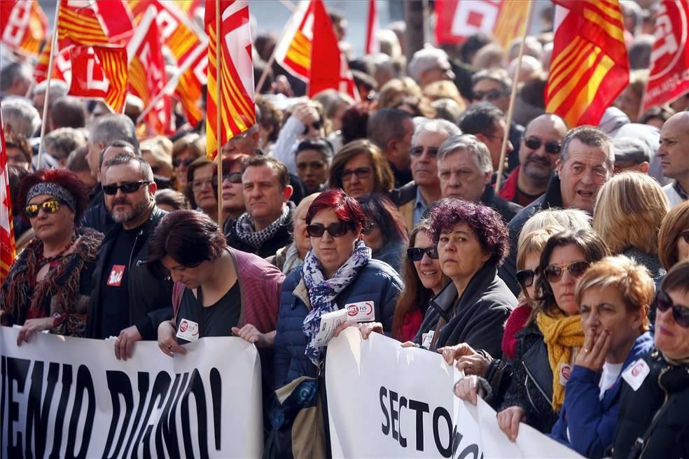 Protesta en Zaragoza contra la caída de los salarios