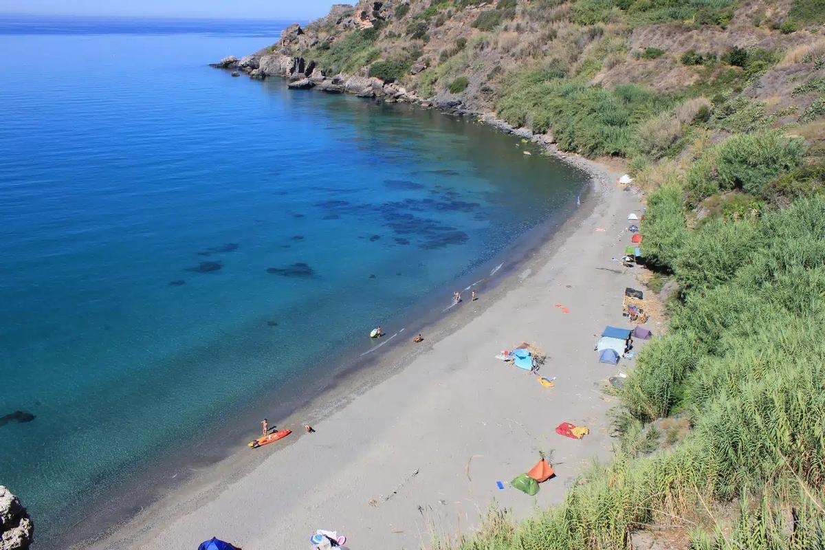 Playa de la Caleta de Maro