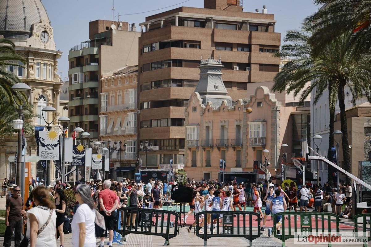 Las mejores imágenes del Día de las Fuerzas Armadas en Cartagena