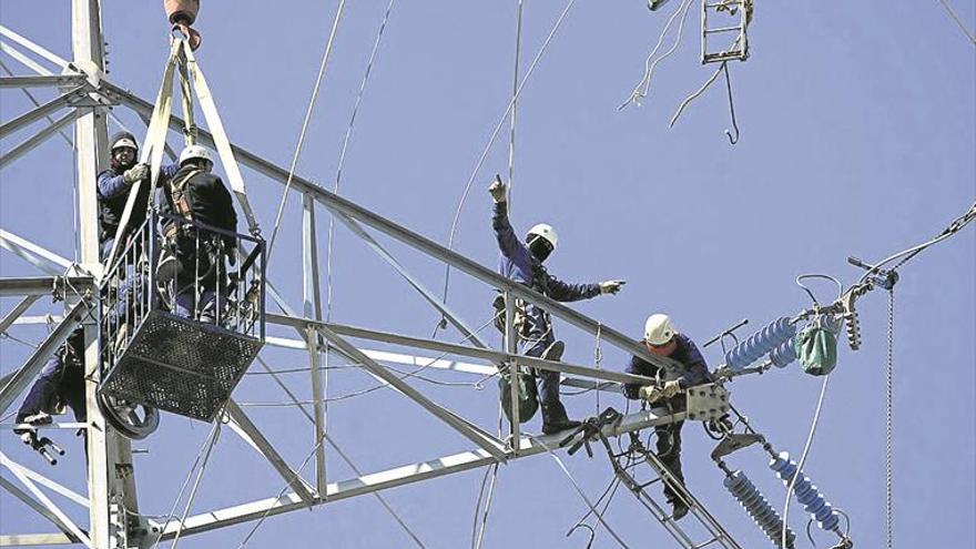 Red Eléctrica pide más inversión en interconexiones con Francia