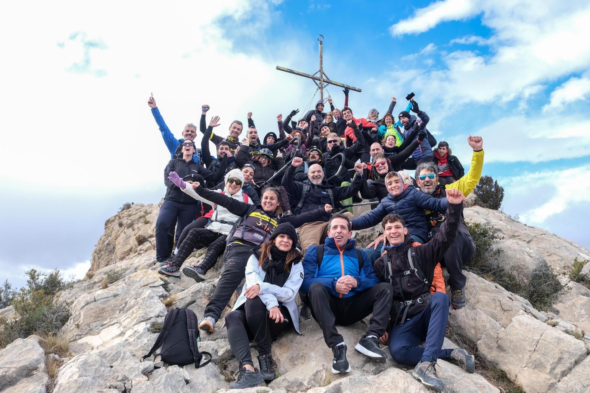 Así ha sido la subida más inclusiva al Monte Bolón de Elda en el día de Reyes