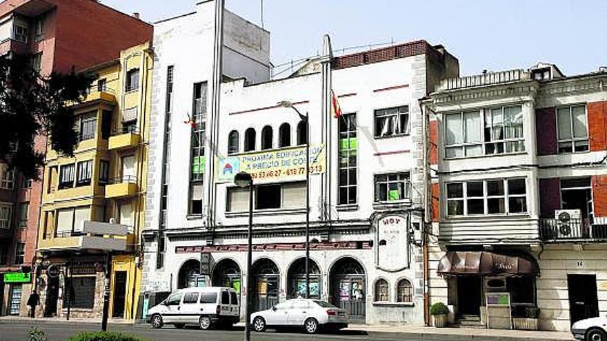 Comienza La Demolicion Del Edificio Del Antiguo Cine Barrueco La Opinion De Zamora