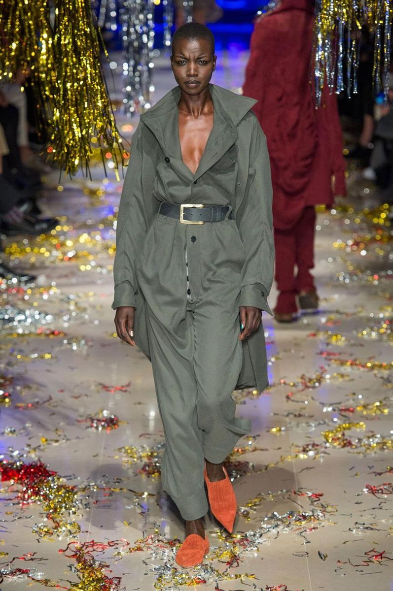Vivienne Westwood Otoño/Invierno 2015/16, chaqueta en verde