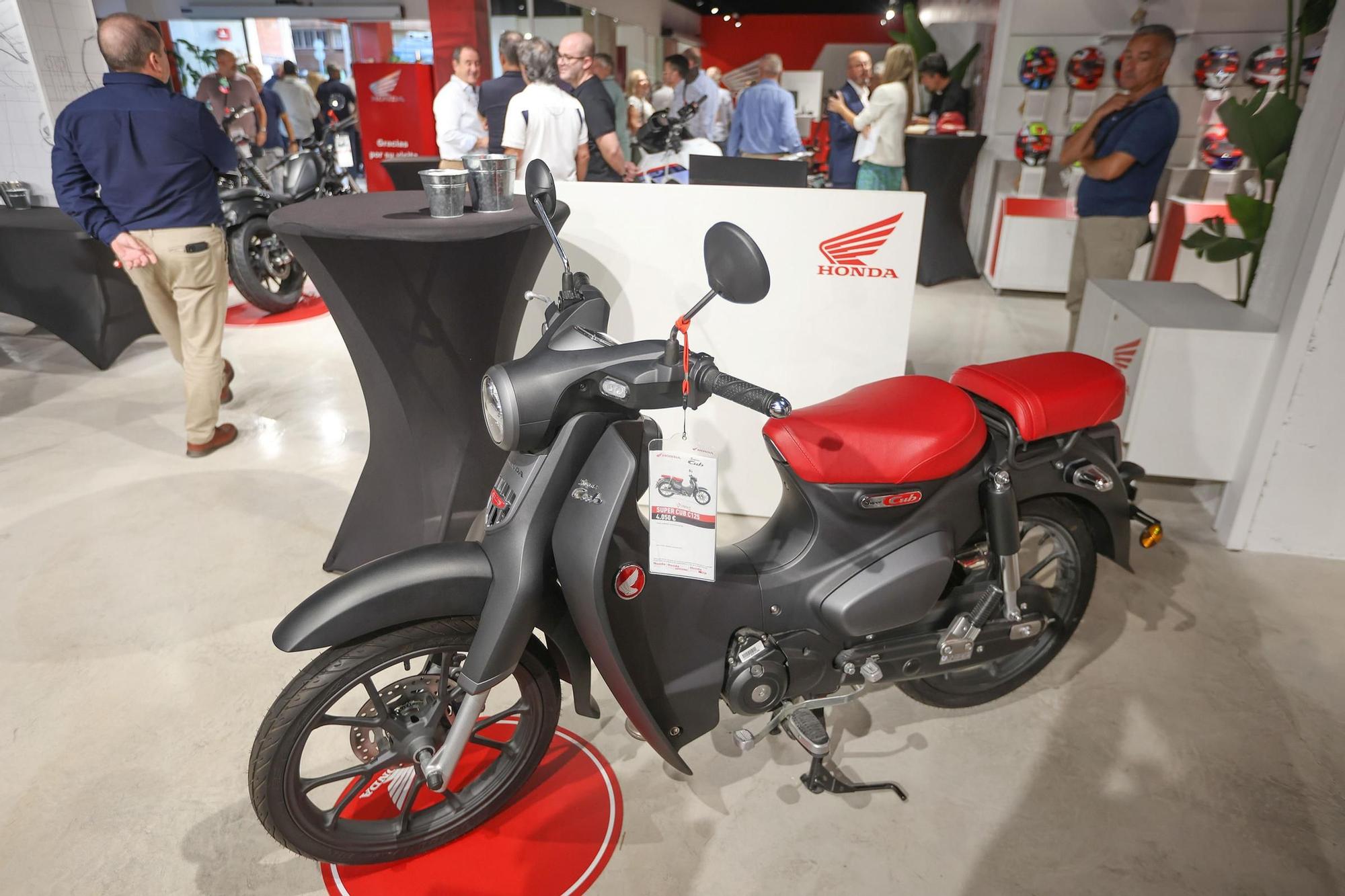 Honda Esteban Parres inaugura un  ‘Dream Dealer’ en Torrevieja