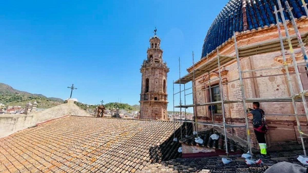 Las obras de restauración de la cúpula ya están en marcha.