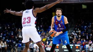 El Barça atropella el Baskonia i el deixa en una crisi profunda