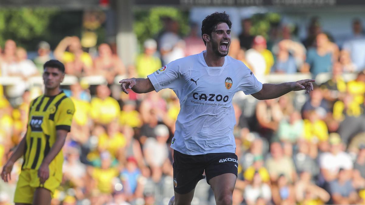 Guedes ha sido el mejor jugador del Valencia durante la pretemporada del equipo