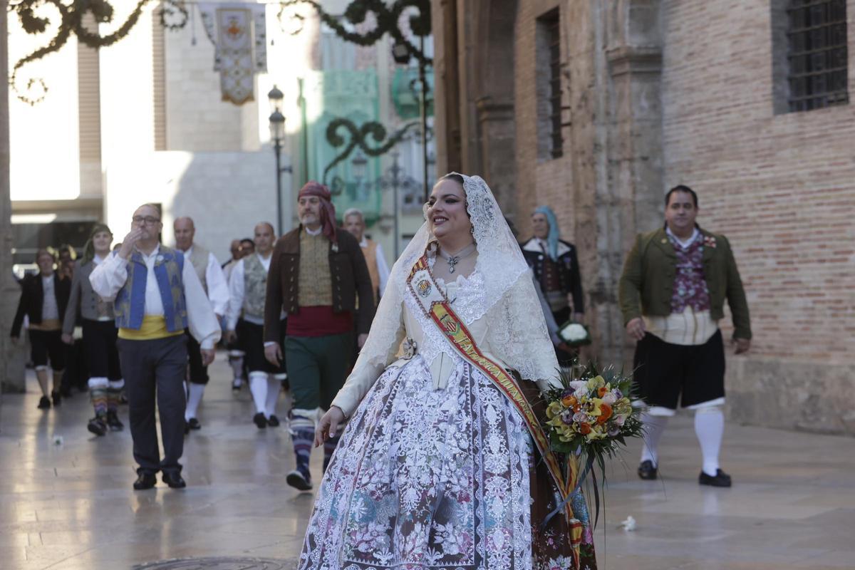 Falleras Mayores en la Ofrenda de 2026 (Día 17 de marzo ·-1/4)