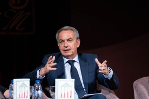 Zapatero afirma que medió en la llegada de Edmundo González a España