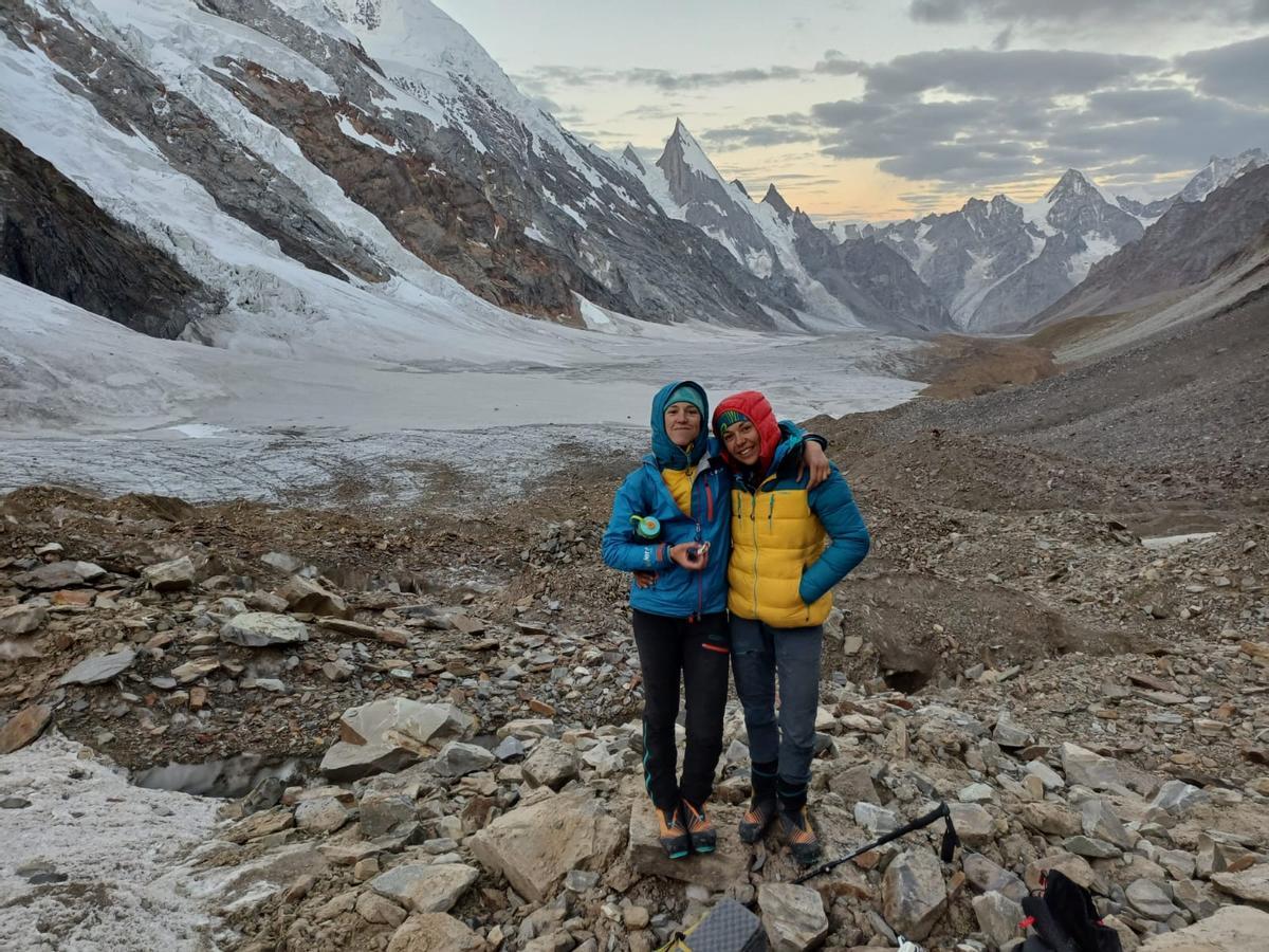 Cordada de Nieves Gil y Lucía Guichot en La Torre Sin Nombre del Karakórum