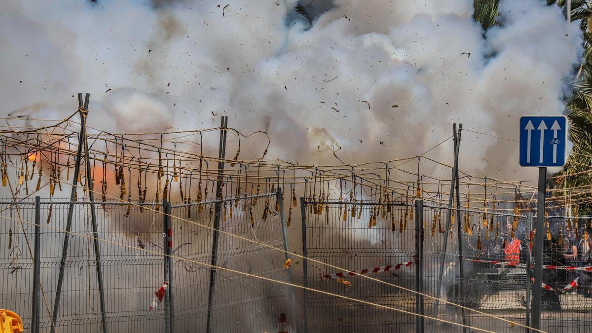 Una de las mascletás de las Fiestas de Agosto