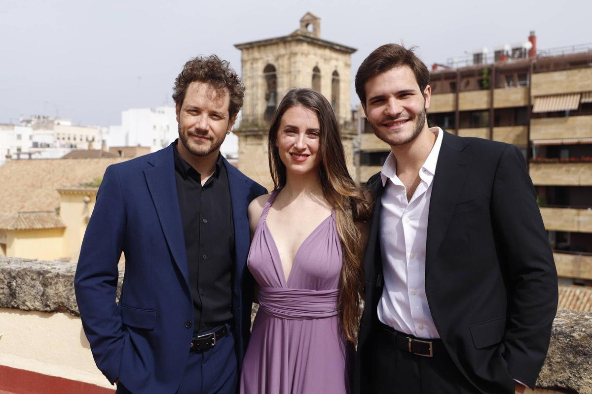 Daniel Diges, Ana Sanmartín y Rubén López en la presentación de 'El fantasma de la ópera' en Córdoba.