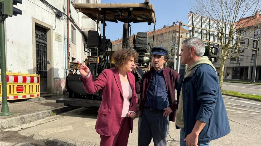 A alcaldesa de Santiago visita a reparación da N-634 na zona de San Marcos