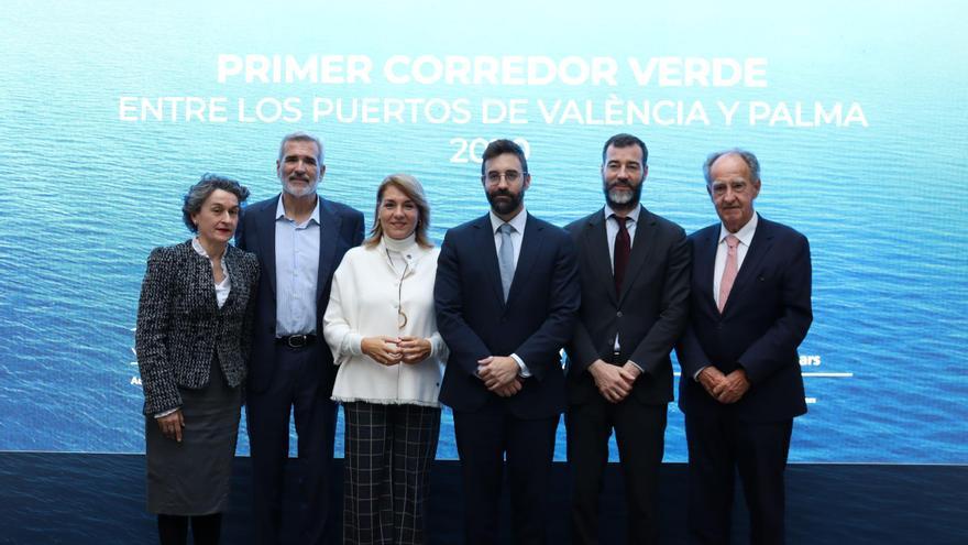 Baleària y los puertos de València y Palma impulsan un corredor verde con emisiones cero a partir de 2030