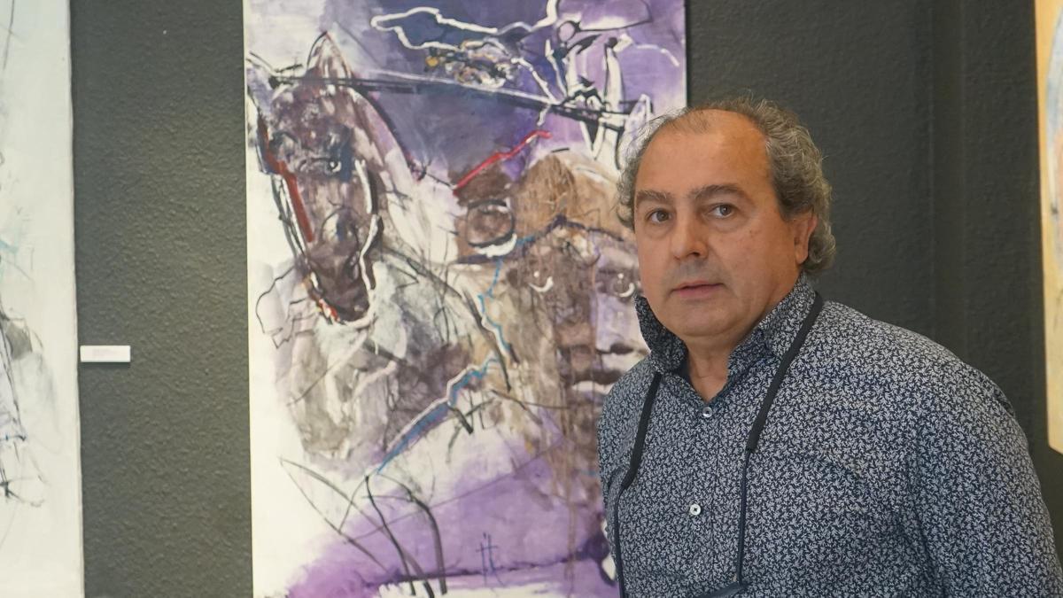 Miguel Ángel Gartzía, propietario de la Galería Arte Joven de Badajoz.