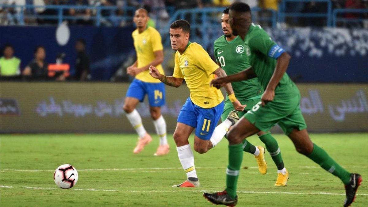 Coutinho, durante el partido ante Arabia Saudí