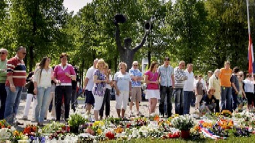 Séptima víctima mortal del atropello en el desfile del Día de la Reina