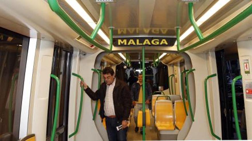 Vista interior de cómo serán los trenes del metro que circularán por Málaga a finales de 2011.