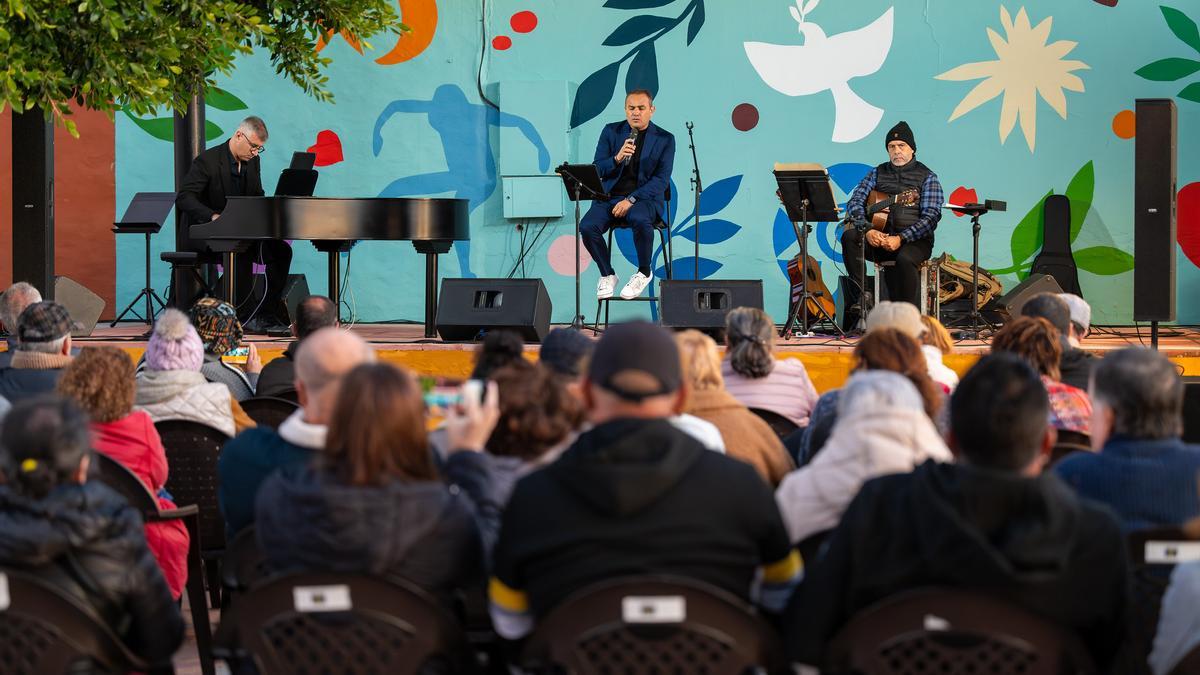 Actuación de Pedro Manuel Afonso en Juncalillo