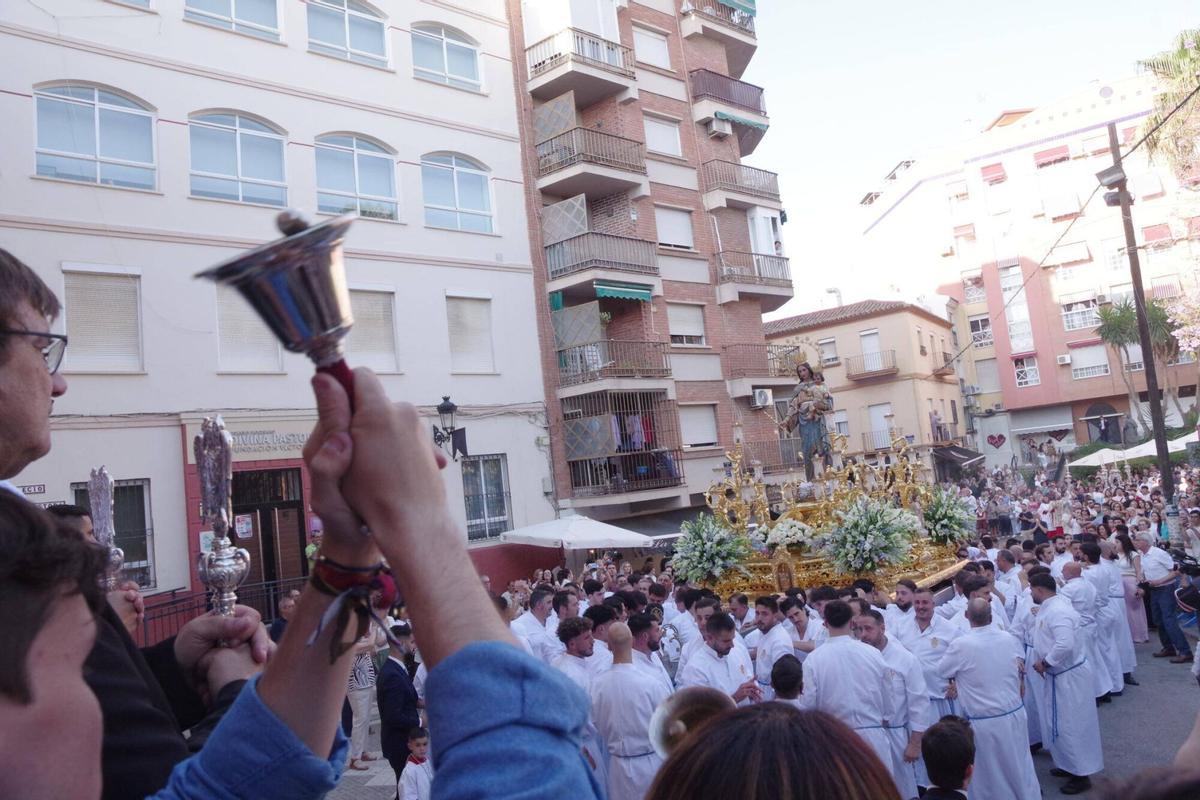 La procesión de María Auxiliadora Coronada, en imágenes