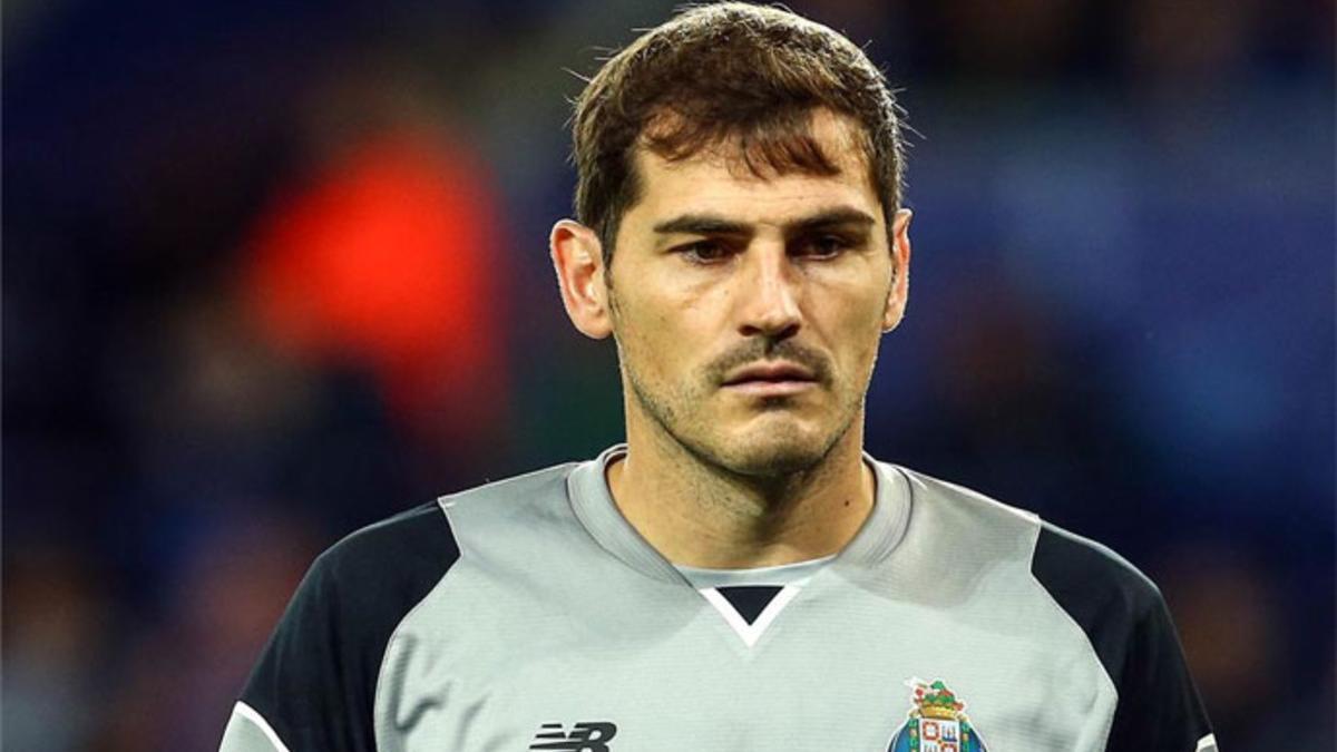 Iker Casillas, portero del Porto