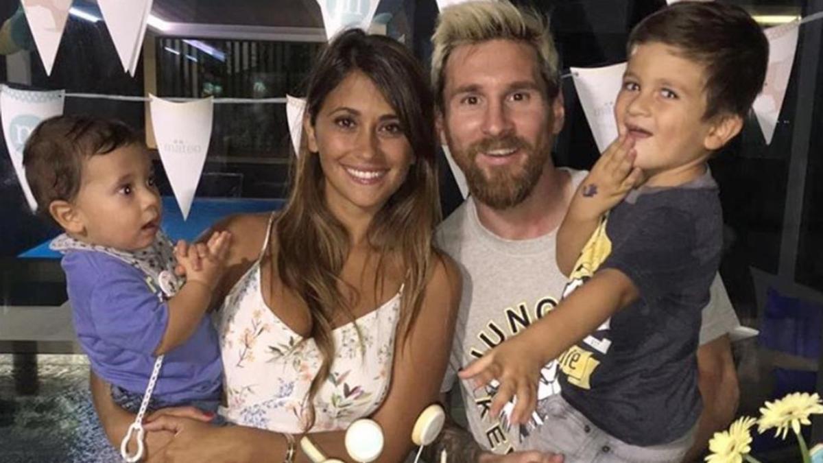 Mateo, Antonella, Leo y Thiago, el día que Mateo cumplió un año.