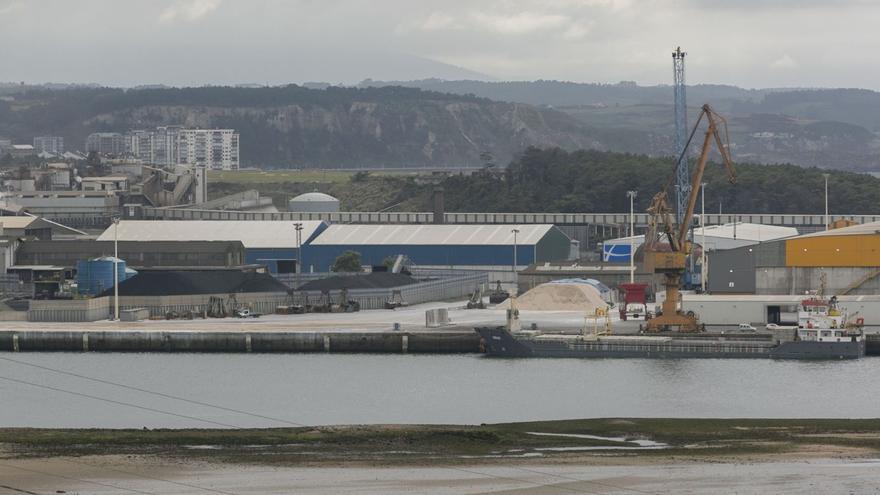 La fábrica de cinc de San Juan de Nieva es la tercera más importante del mundo