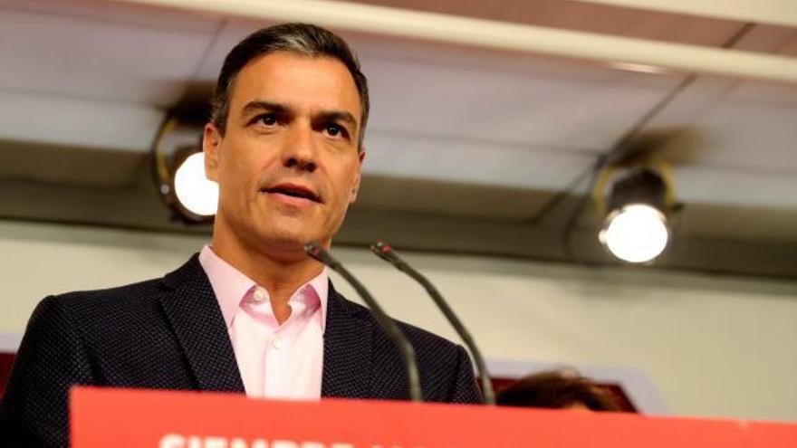 Sánchez: "Apelo a la responsabilidad para no dejar en manos de la ultraderecha la estabilidad de Gobiernos municipales y autonómicos"