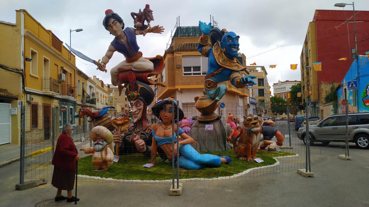 Falla plantada en Paterna para Mariano Benlliure.