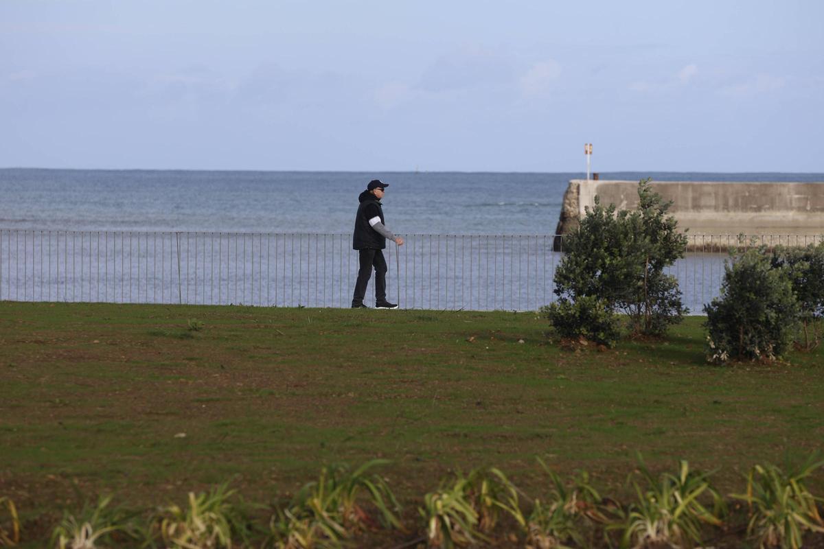 El paseo de Naval cumple un mes abierto a la ciudadanía (en imágenes)