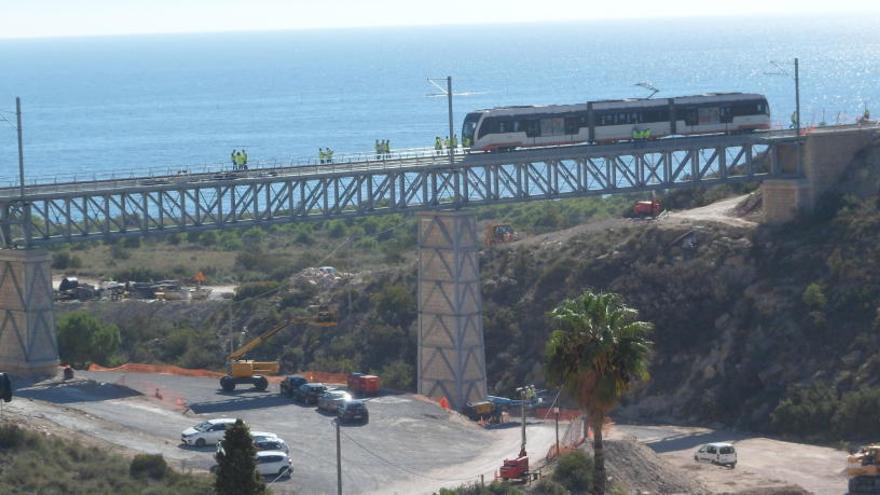 El TRAM recuperará el servicio entre El Campello y La Vila el lunes