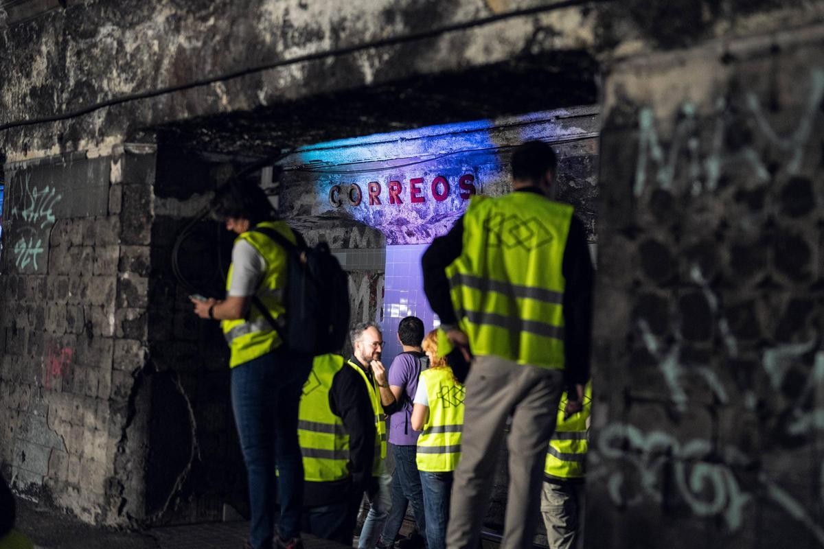 Visita a la estación de metro fantasma de Correos