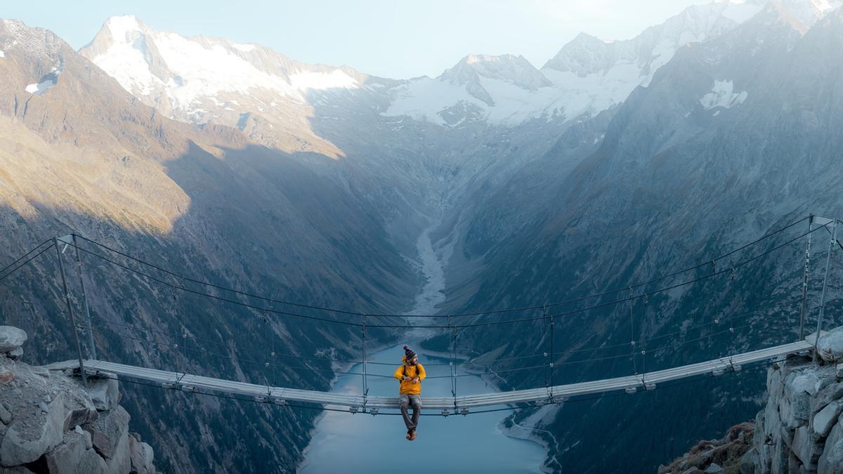 El puente colgante más escalofriante y con la foto más espectacular está en los Alpes austríacos
