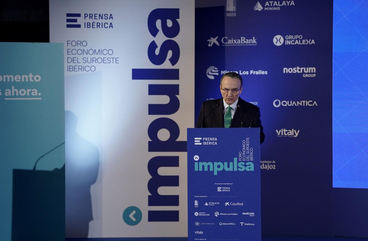 Proyecto Impulsa Foro Económico del Suroeste Ibérico. Badajoz. 16.12.2025. Javier Moll, presidente de Prensa Ibérica