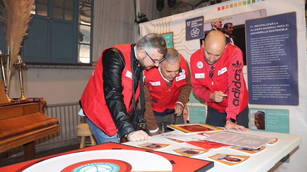 Un grupo participante realizando una misión. | Cruz Roja Zamora