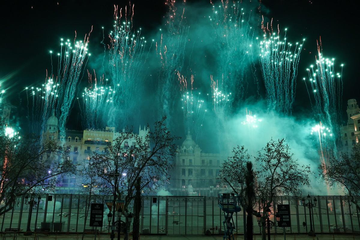 Así fue el Castillo de Turís en la noche del Viernes 13