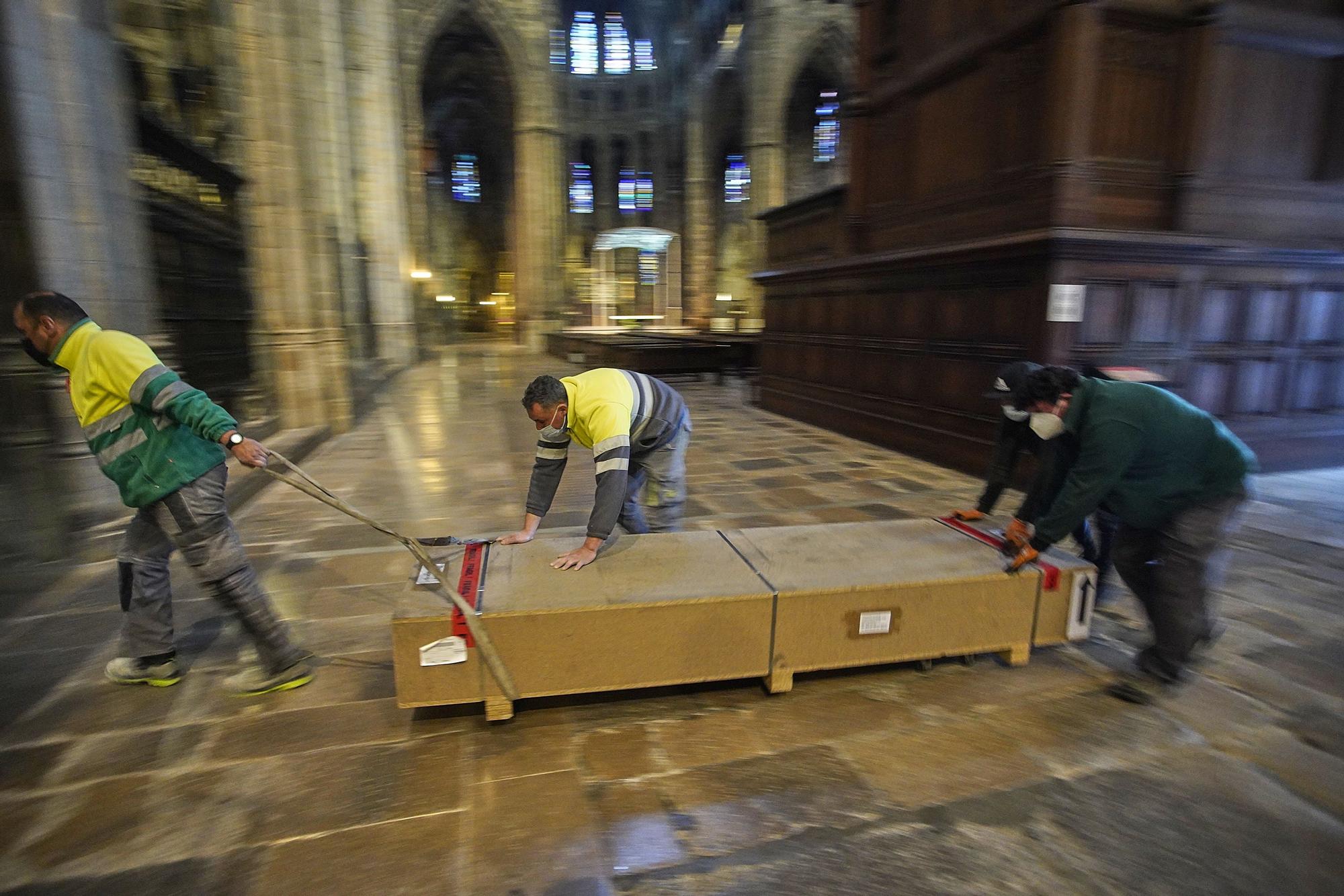 Fil a l’agulla per acabar l’orgue de la Catedral setanta-nou anys després