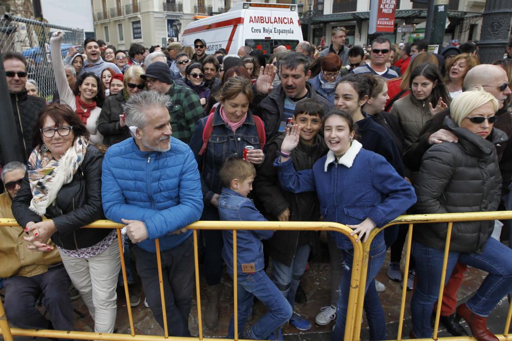 Búscate en la mascletà del 6 de marzo