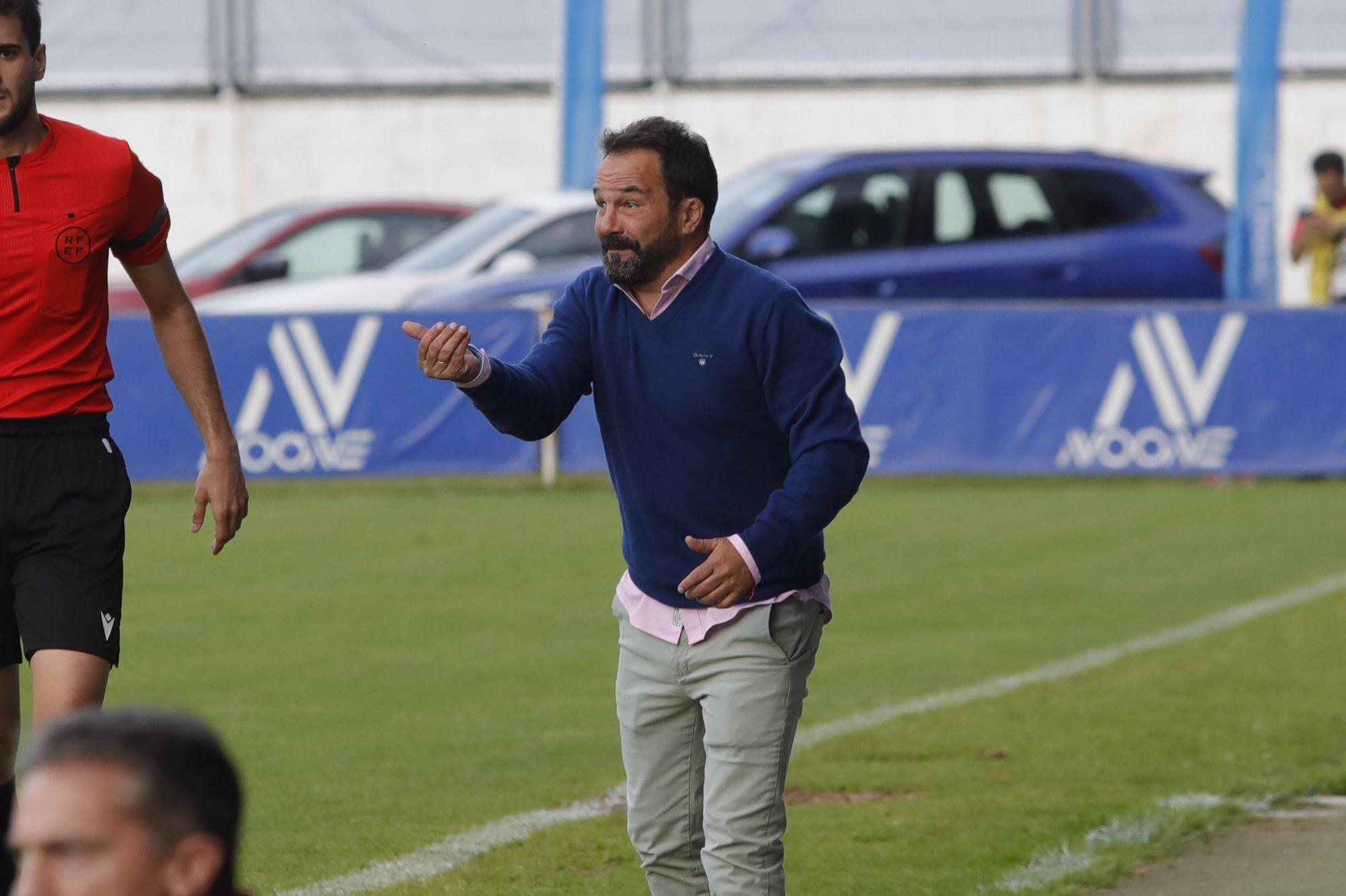 Las mejores imágenes del éxito del Avilés: los blanquiazules ganan 3-0 al Gérnika con la afición volcada