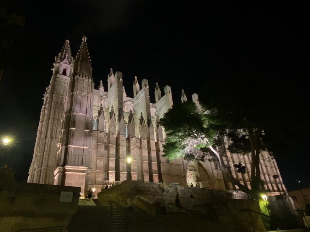 FOTOS | Así es la nueva iluminación de la Seu de Mallorca